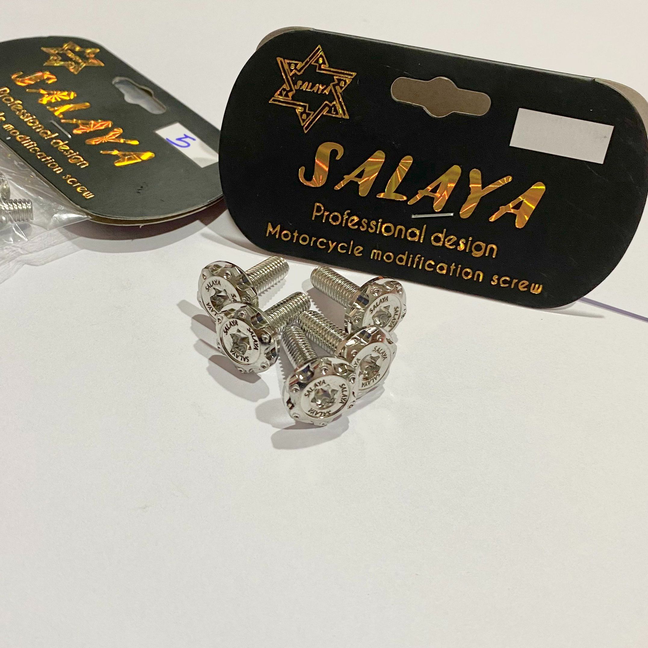 Bộ ốc đĩa Salaya inox ( 5 con - 6ly 1.5 phân) cho Vario 150 mới, AB 2020 (070900 )