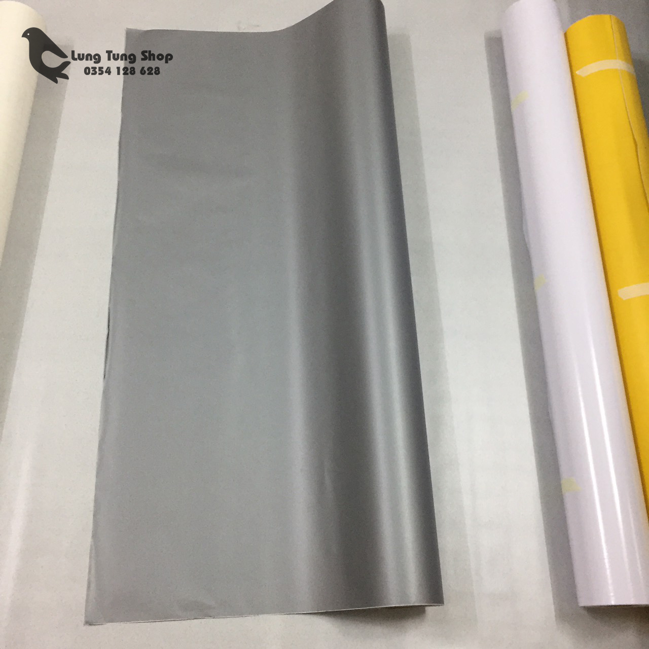 giấy dán tường có keo - decal xám nhám ( khổ 1,2m )