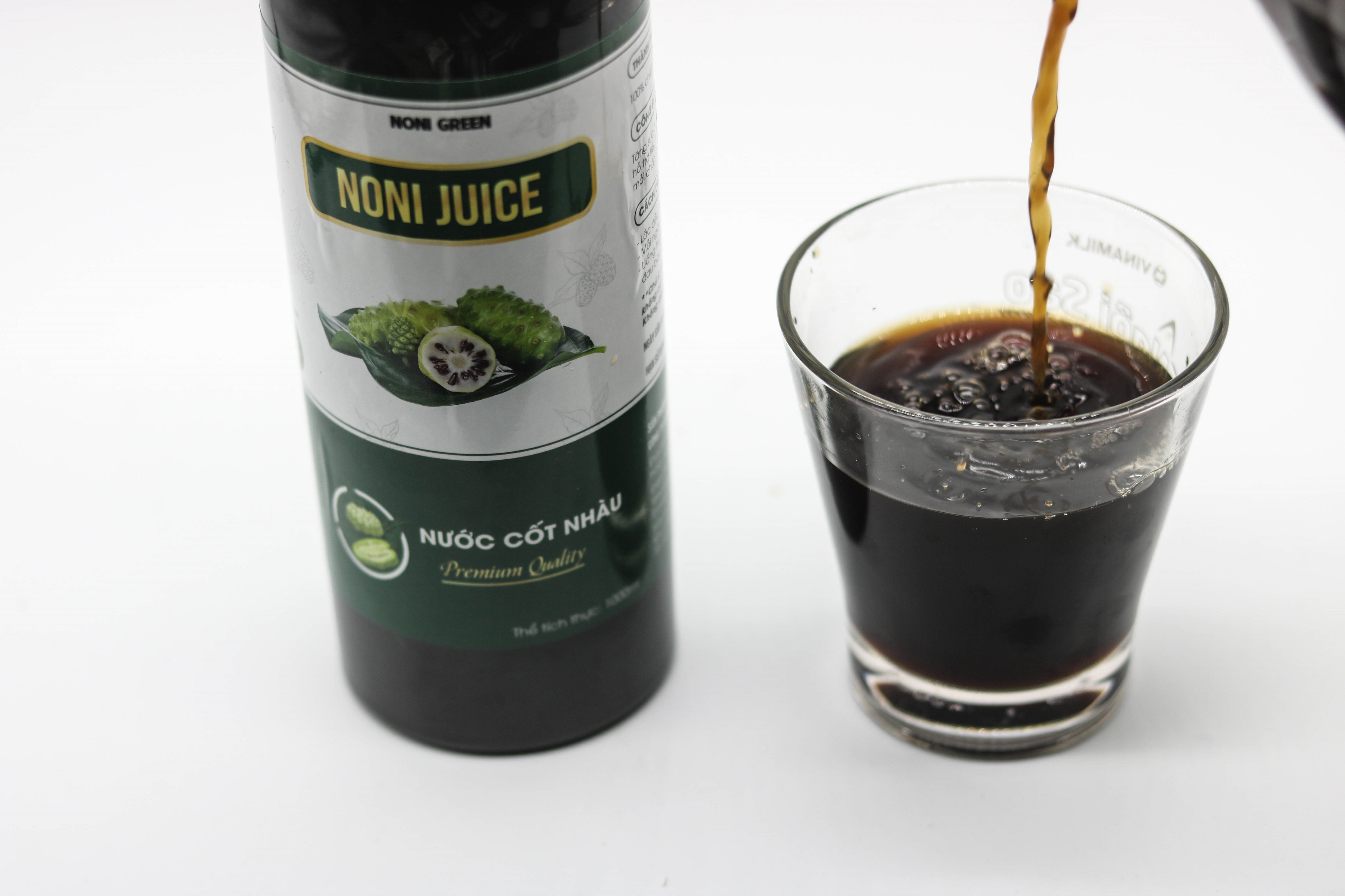Nước cốt nhàu Noni Green chai 1l