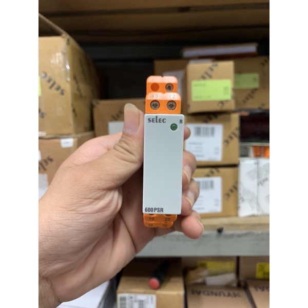 Rơ le bảo vệ ngược pha và mất pha 600PSR280 / 520 SELEC