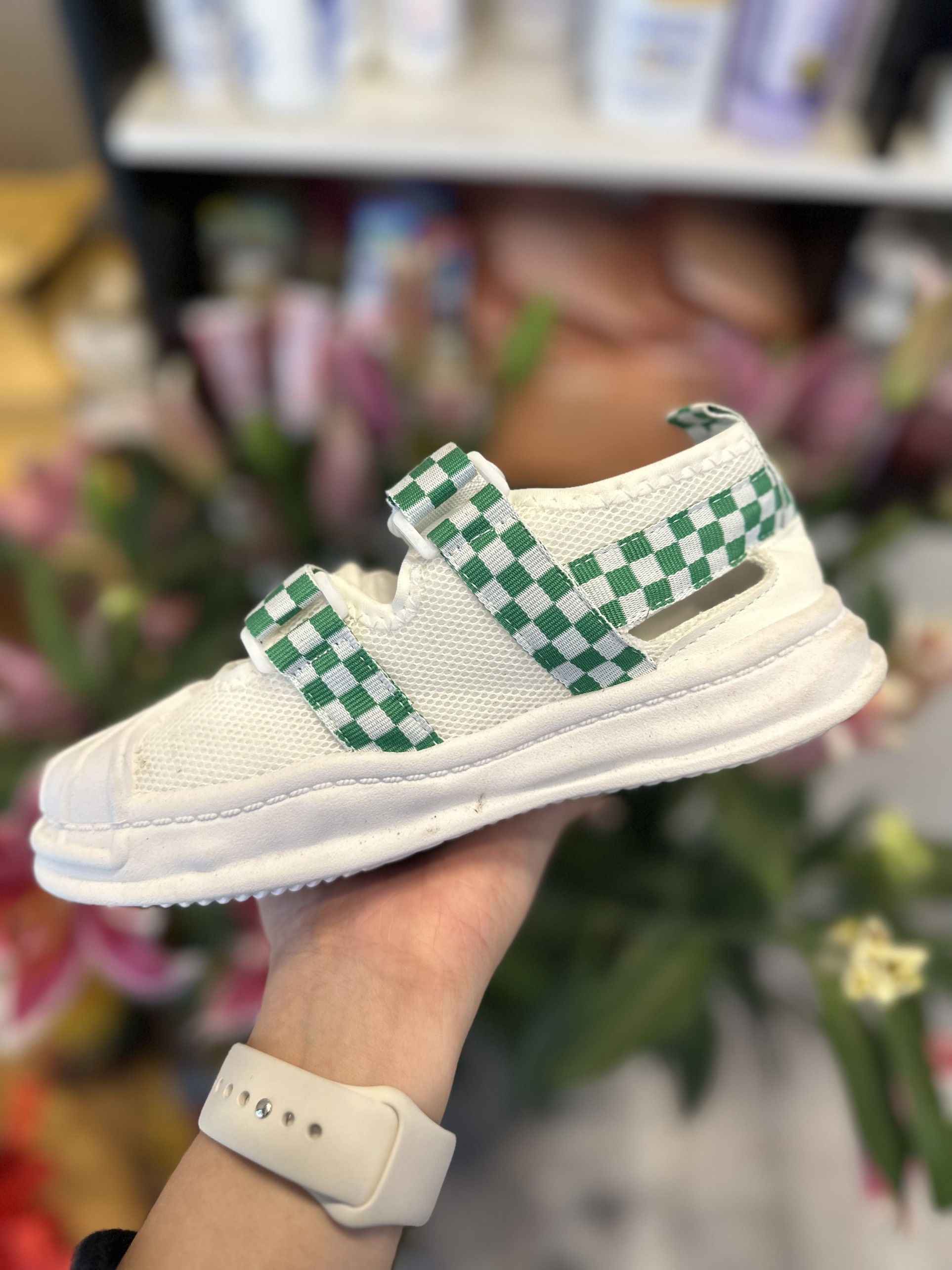 Quà tặng cho khách mua hàng