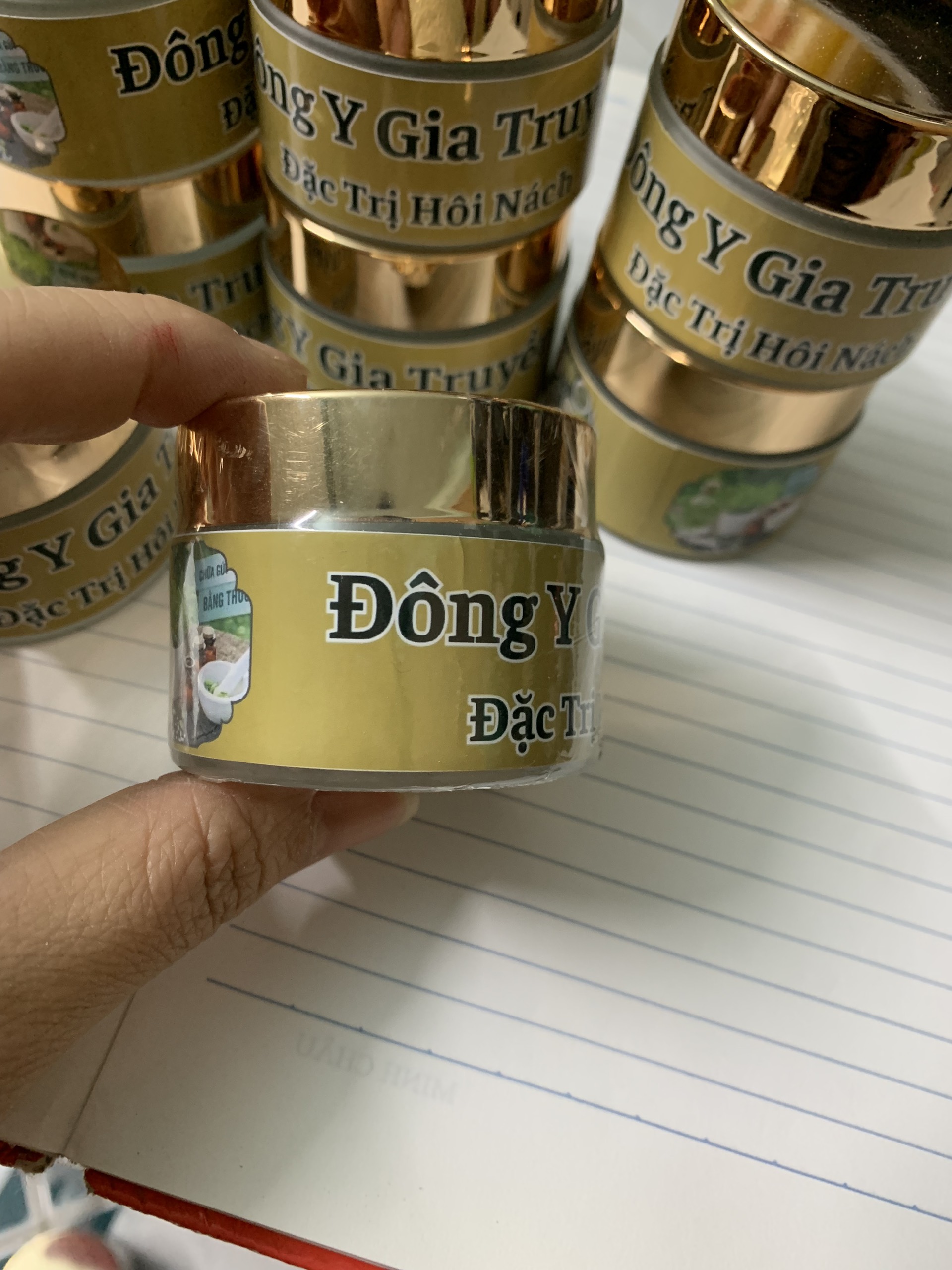 Bột thảo dược khử mùi hôi nách hôi chân