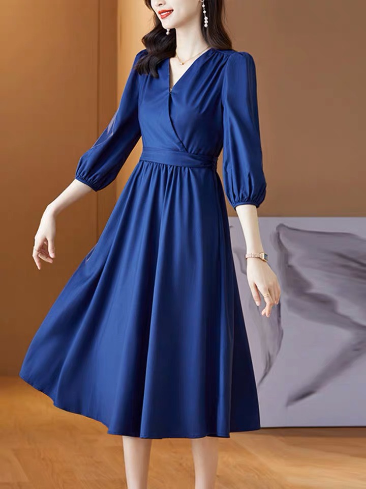 Đầm xòe quý cô tay lửng phồng màu xanh điệu đà n30-323