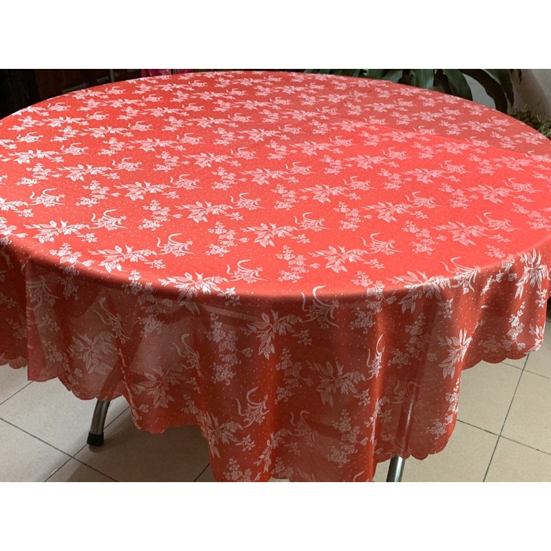 Khăn trải bàn tròn vải gấm hoa nổi
