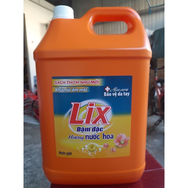 Nước giặt can 9 lit hàng cty Lix