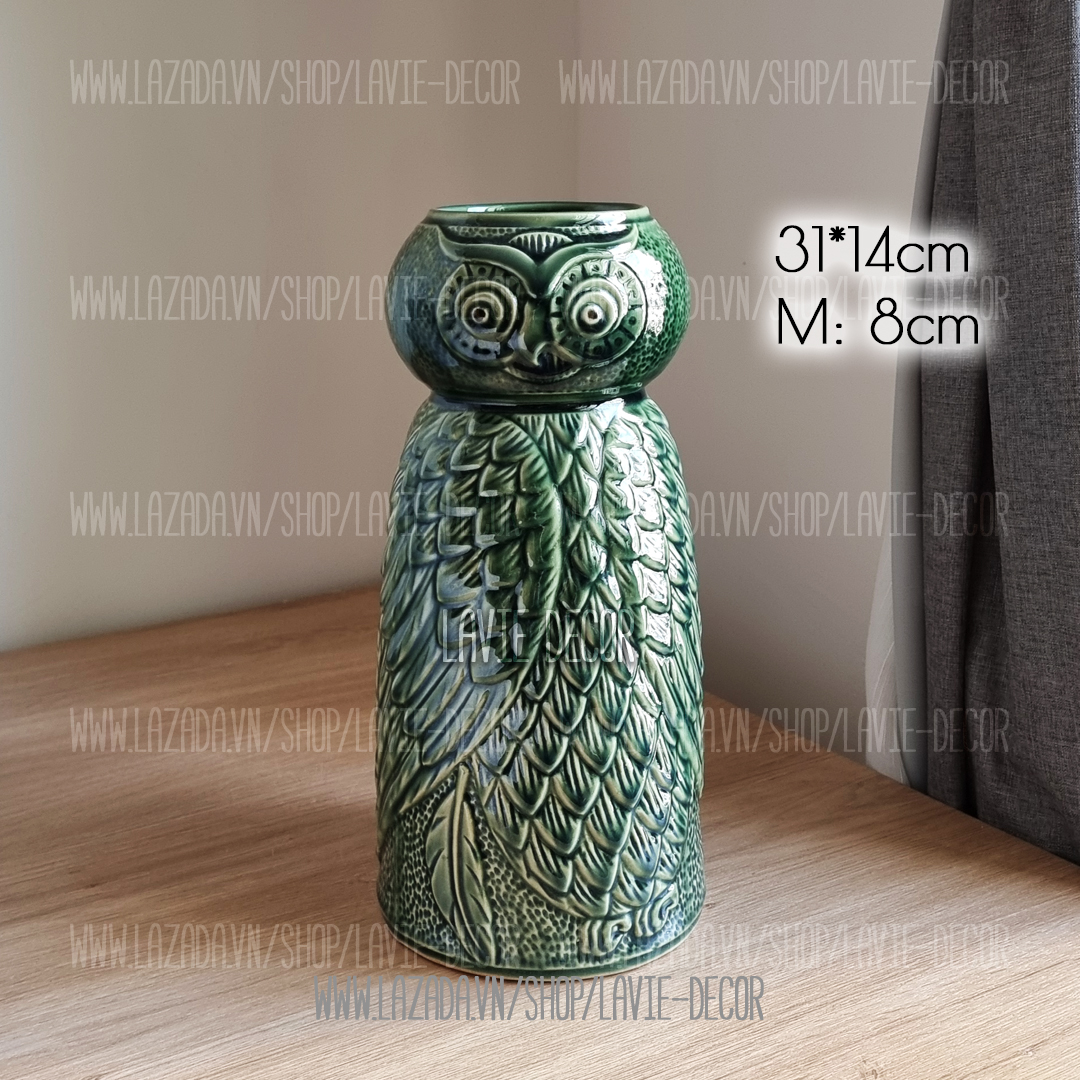 Lọ hoa gốm sứ khắc nổi men ngọc Bát Tràng
