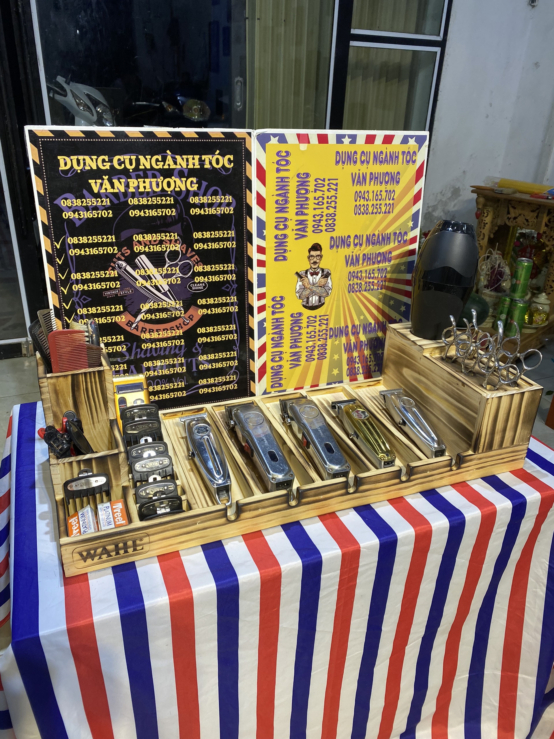 KHAY GỖ ĐỰNG TÔNG ĐƠ ( MẪU ĐẾ DỐC)