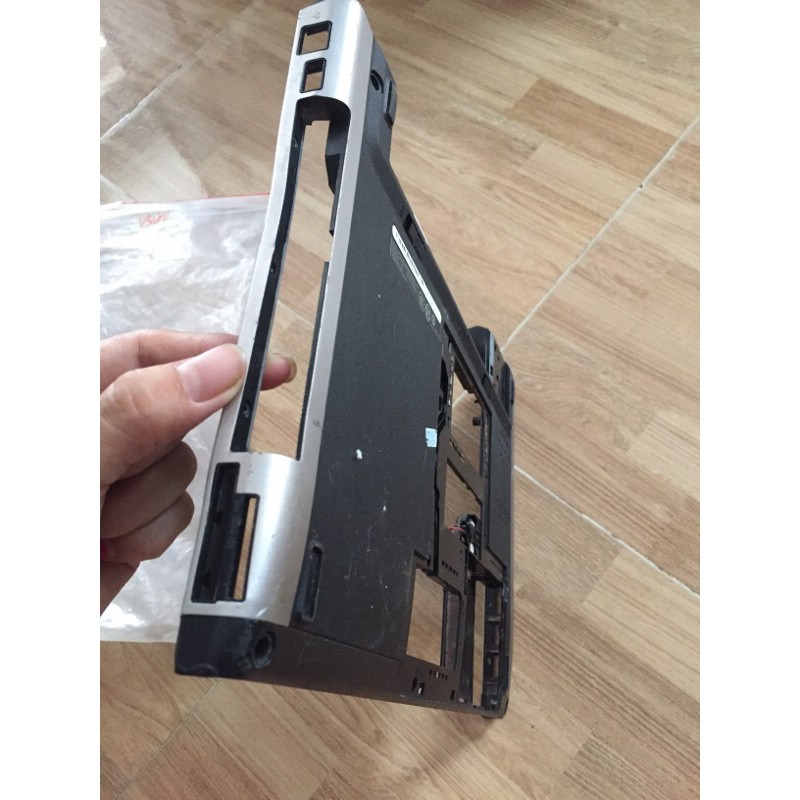 vỏ laptop dell vostro v3400