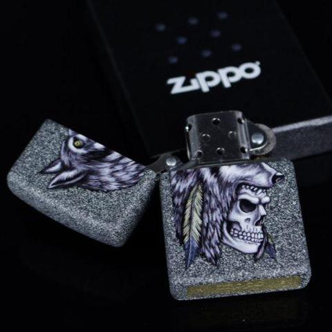 Zippo 29863 - Zippo Wolf Skull Feather Design Iron Stone