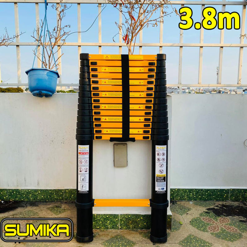 Thang nhôm rút xếp đơn 3.8M SUMIKA SKS380 (Sơn tĩnh điện) SK380 Kích thước: 81x50x10 cm Chiều cao tối đa: 3.8m Chiều dài rút gọn: 0.81m
