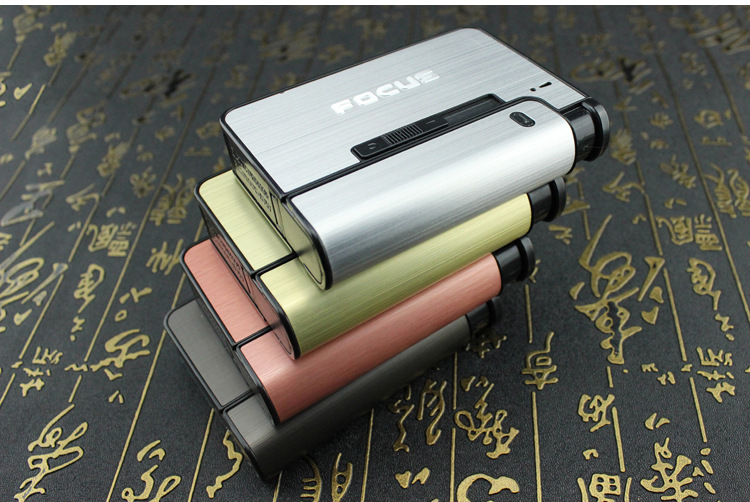 Bật lửa kiêm bao đựng thuốc lá Focus cao cap