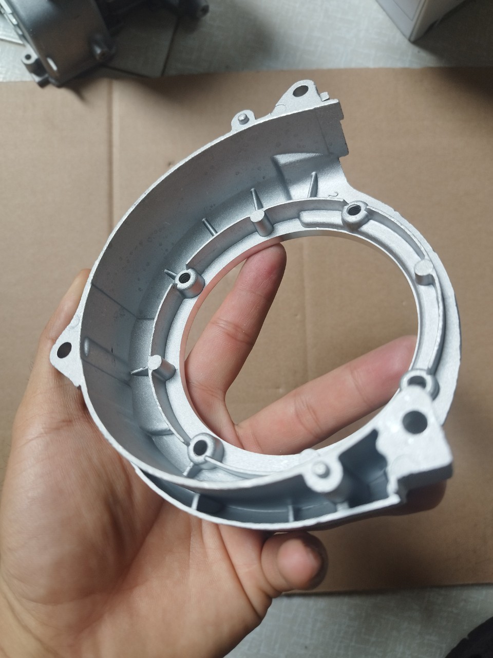 Tum Máy Honda Gx35 ( Mặt Bích Máy )