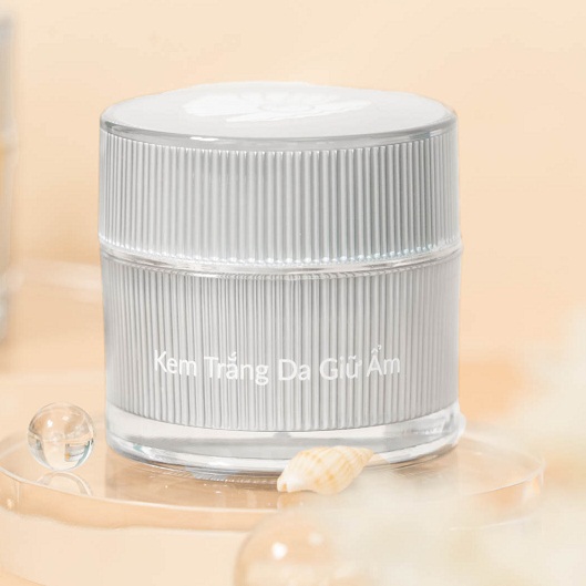 Kem trắng da giữ ẩm 12g mỹ phẩm Ngọc Trai Đen Thiên Phú Tài