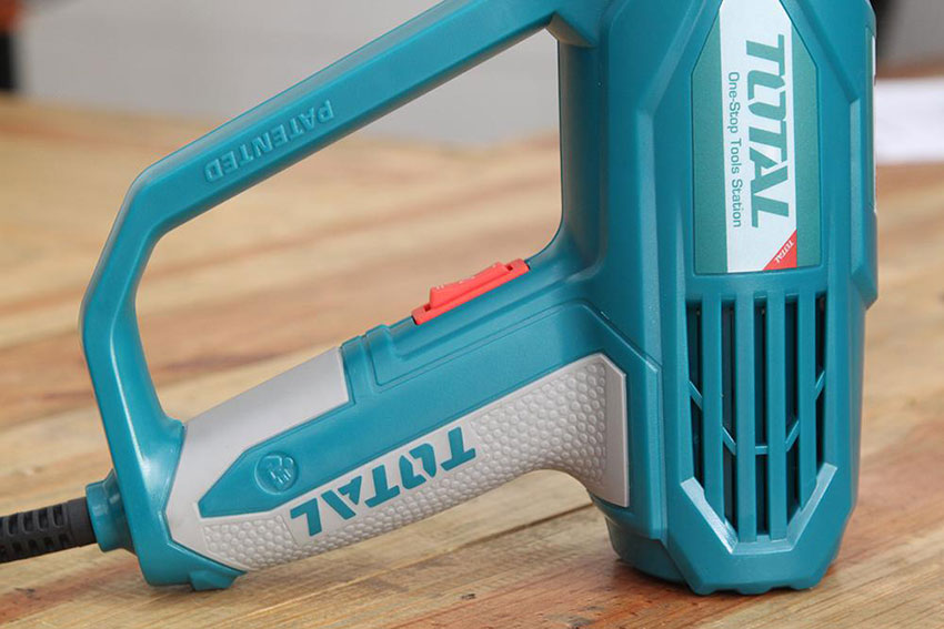 Máy thổi hơi nóng 2000W Total TB1206
