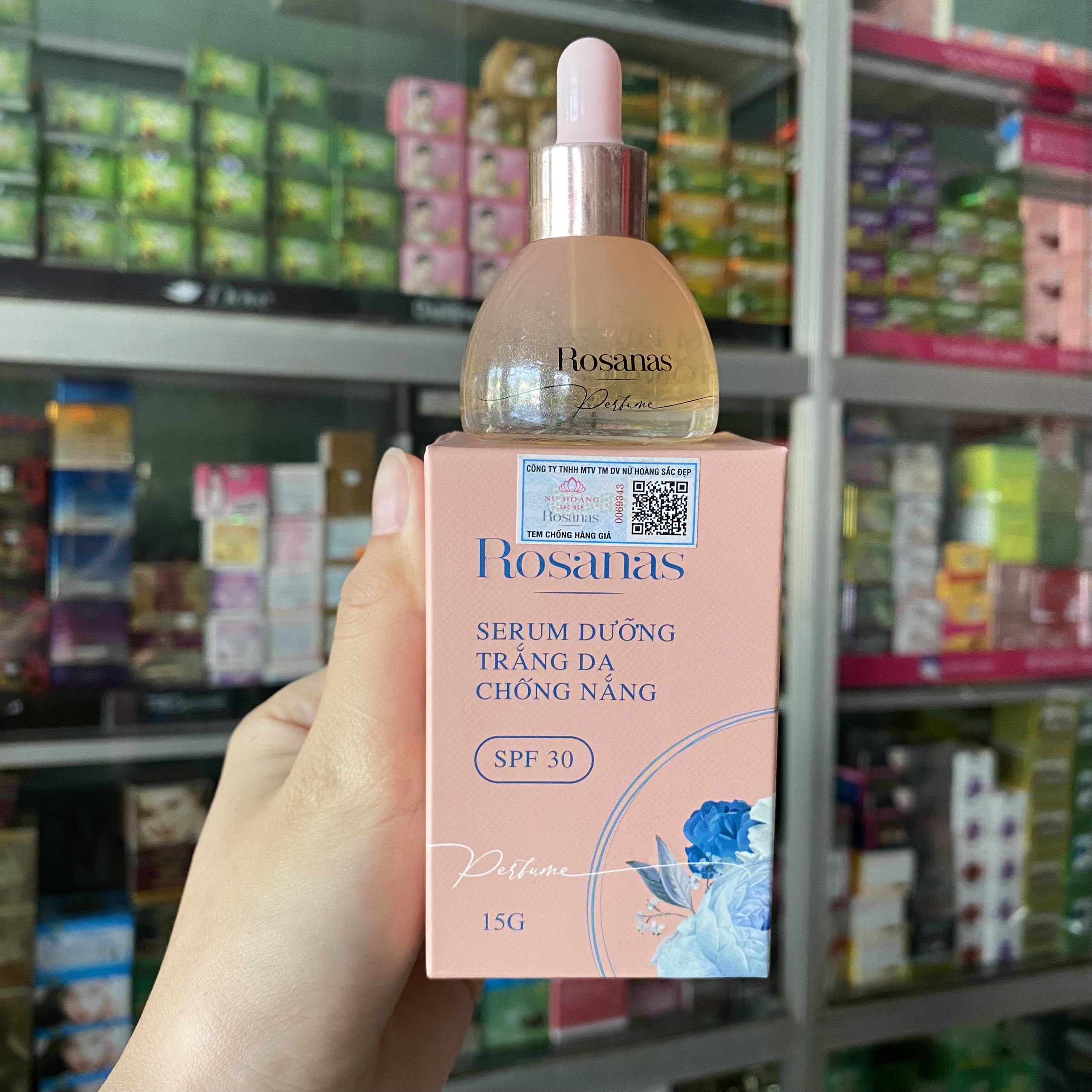 Tinh chất dưỡng Serum ROSANAS