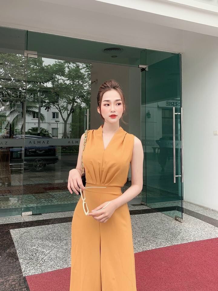 Jumpsuit sát nách cổ V-HC