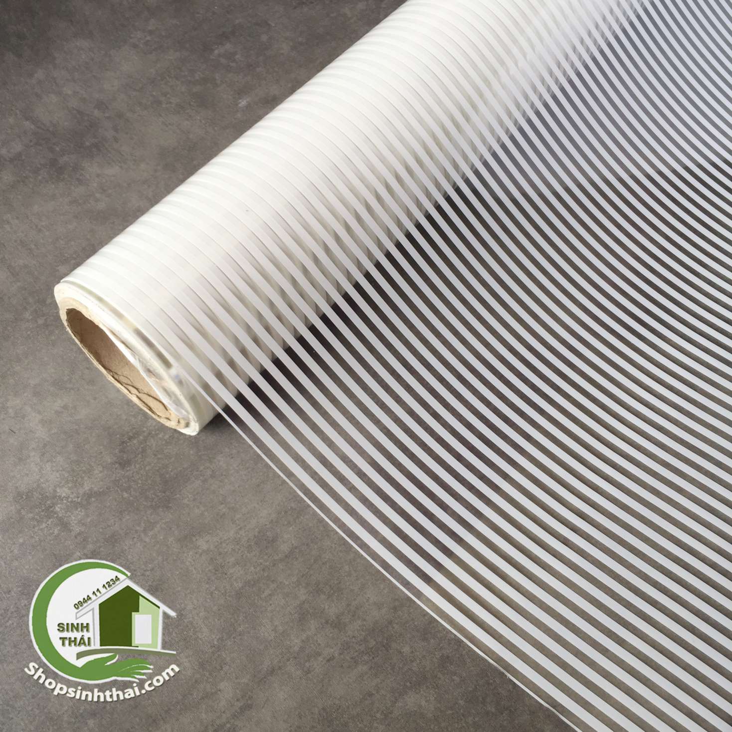 [HCM]Giấy dán kính sọc đứng màu trắng [ 50cm x khổ 1m ] có sẵn keo - bán theo mét đặt 1 lần được nửa mét cắt liền 1 tấm chứ không cắt rời từng tấm