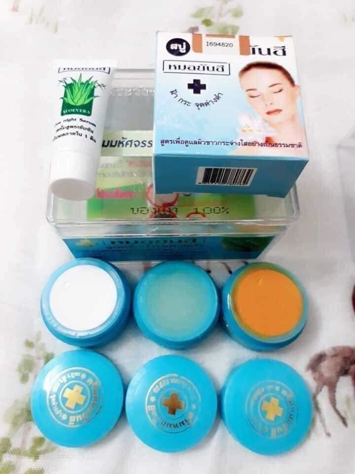 Bộ kem mụn xanh Thái Lan