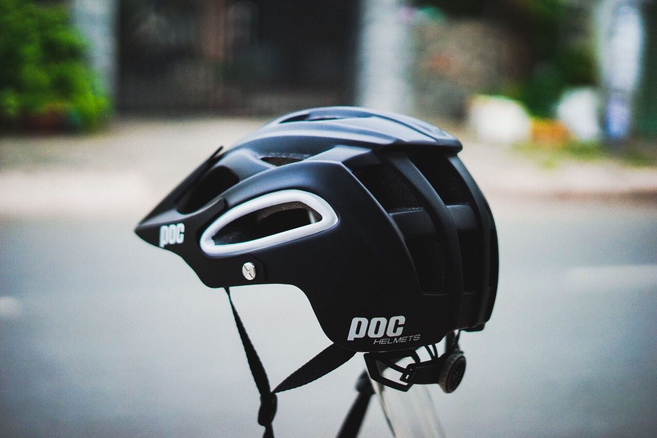 [FREESHIP] NÓN XE ĐẠP POC 07 ĐEN NHÁM
