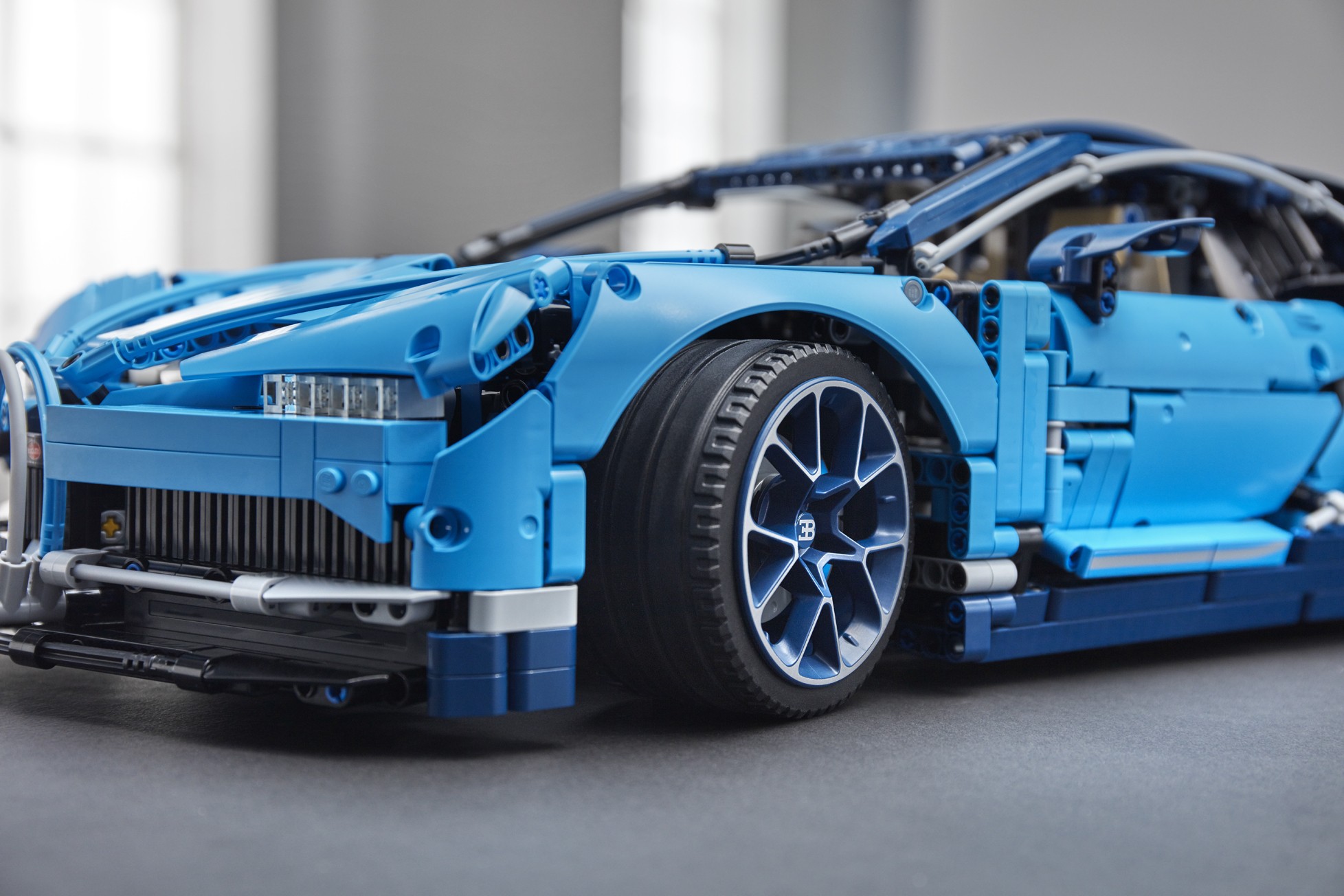LEGO Technic 42083 Bugatti Chiron