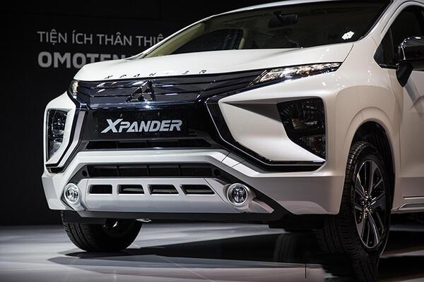 ỐP TRANG TRÍ MẶT CALANG, MẶT CA LĂNG XPANDER 2018 - 2019 ( Tặng dây sạc điện thoại 20cm )