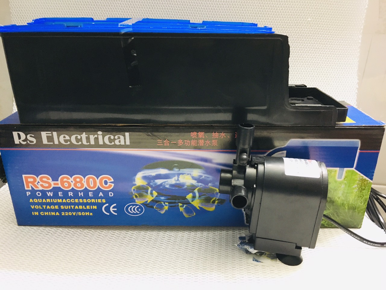 Máy Bơm Hồ Cá Cảnh RS 203K, RS 680C, RS 188, RS 288 – Lựa Chọn Hoàn Hảo Cho Hồ Cá Cảnh