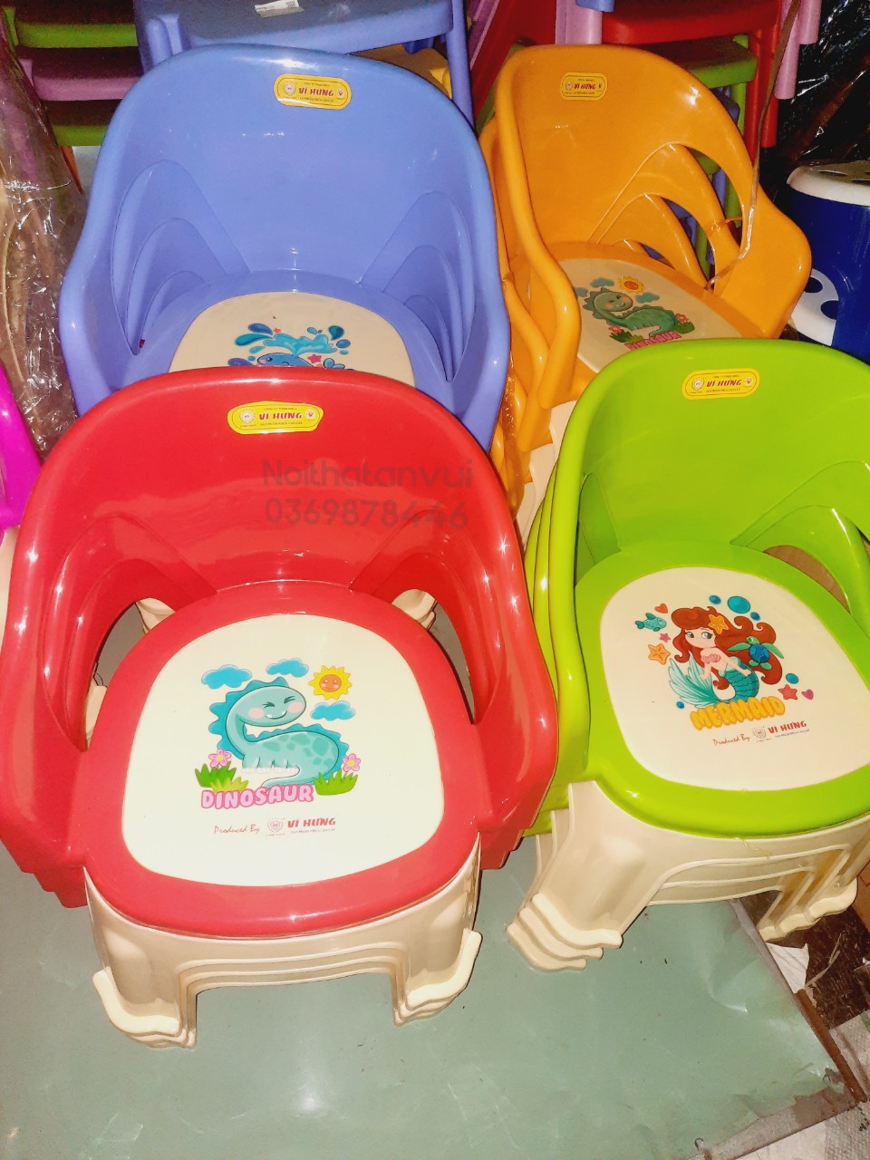 Ghế baby nhựa vĩ hưng
