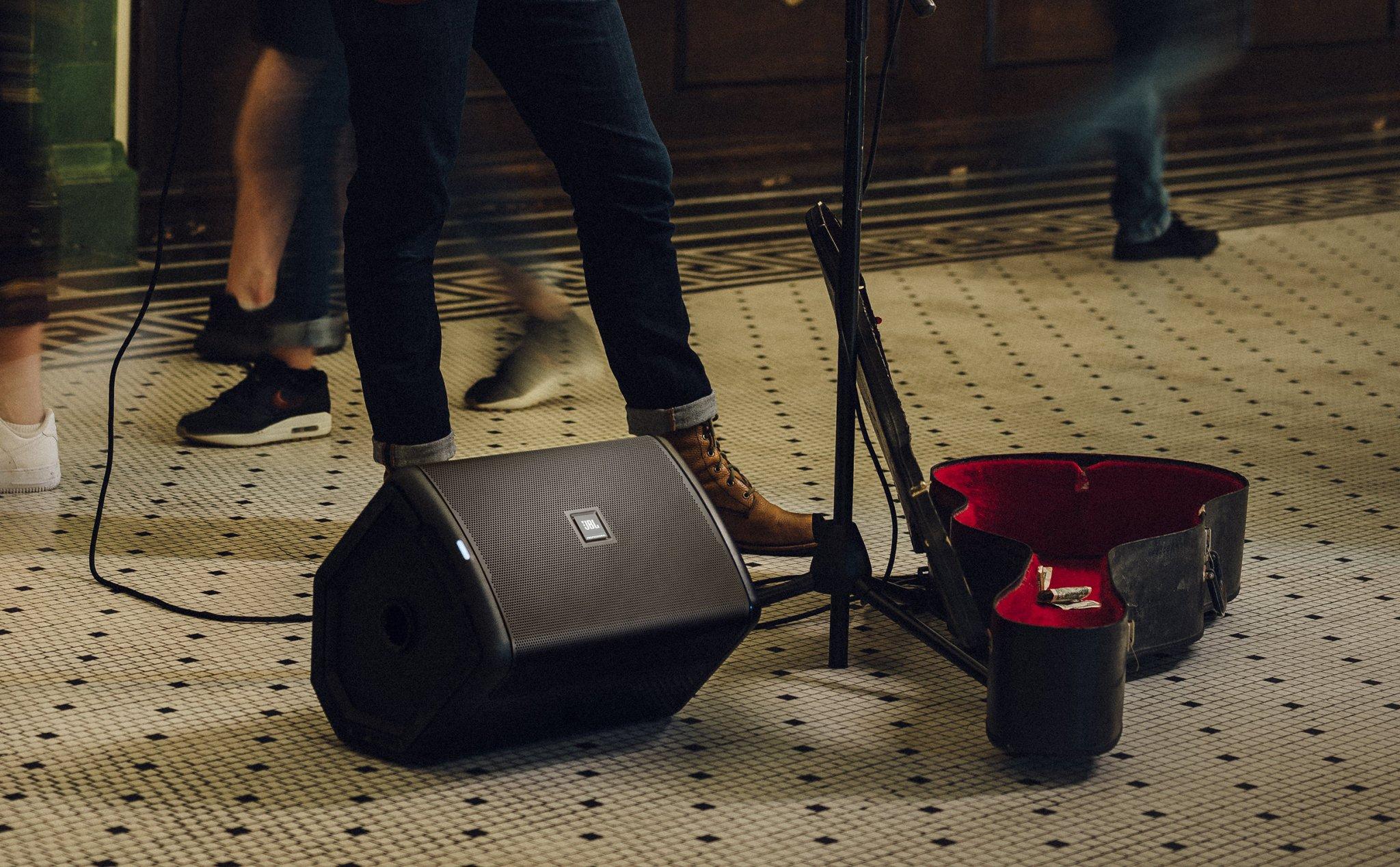 Loa kéo mini JBL EON One Compact