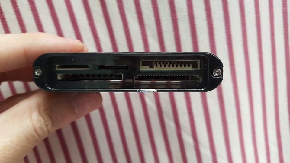 Đầu đọc thẻ nhớ đa năng SSK  Multi Card Reader All In One