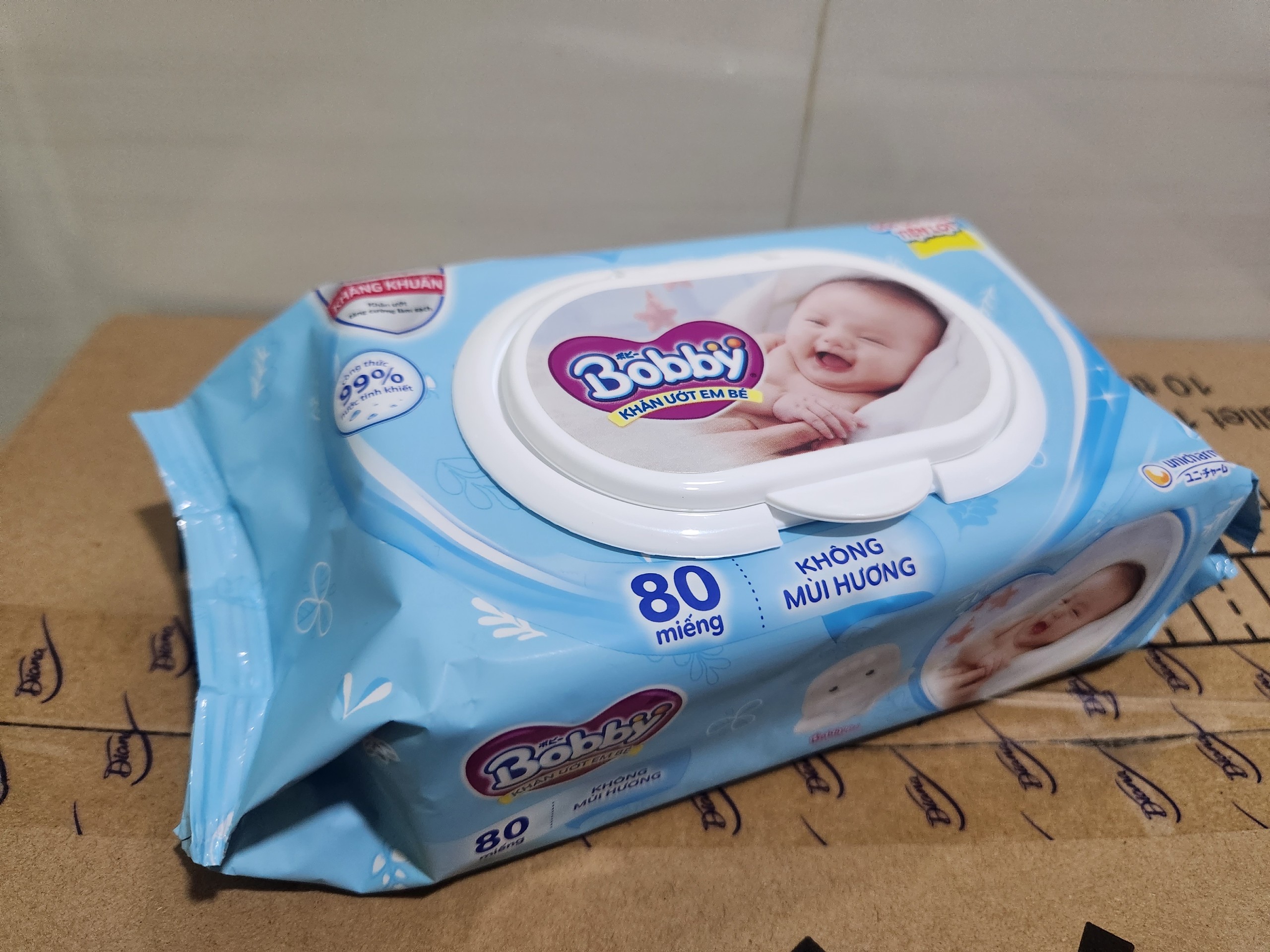 [CÓ NẮP] Khăn ướt BOBBY 80 TỜ không mùi