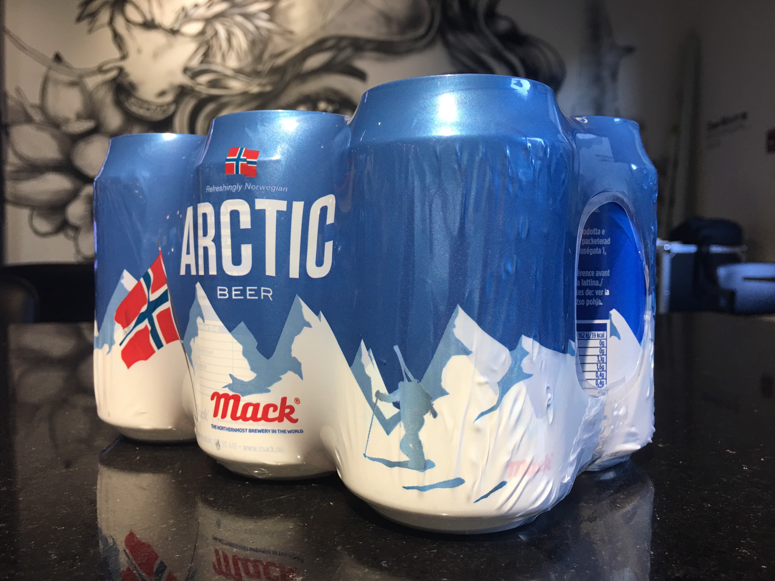 [HCM]BIA BẮC CỰC - ARCTIC BEER - DẠNG LON 330ML