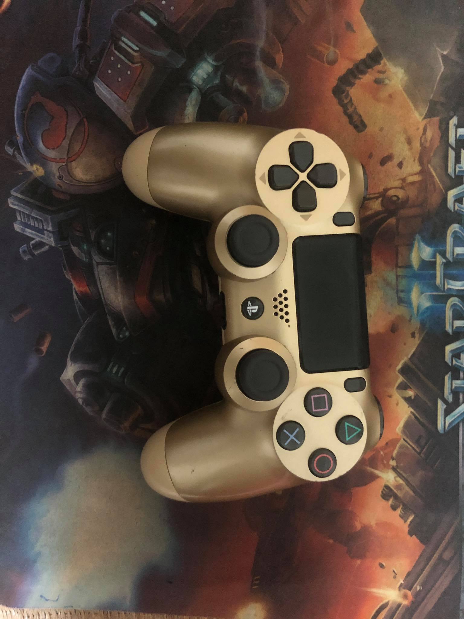 Tay cầm Ps4 2nd hàng 97% đến LikeNew