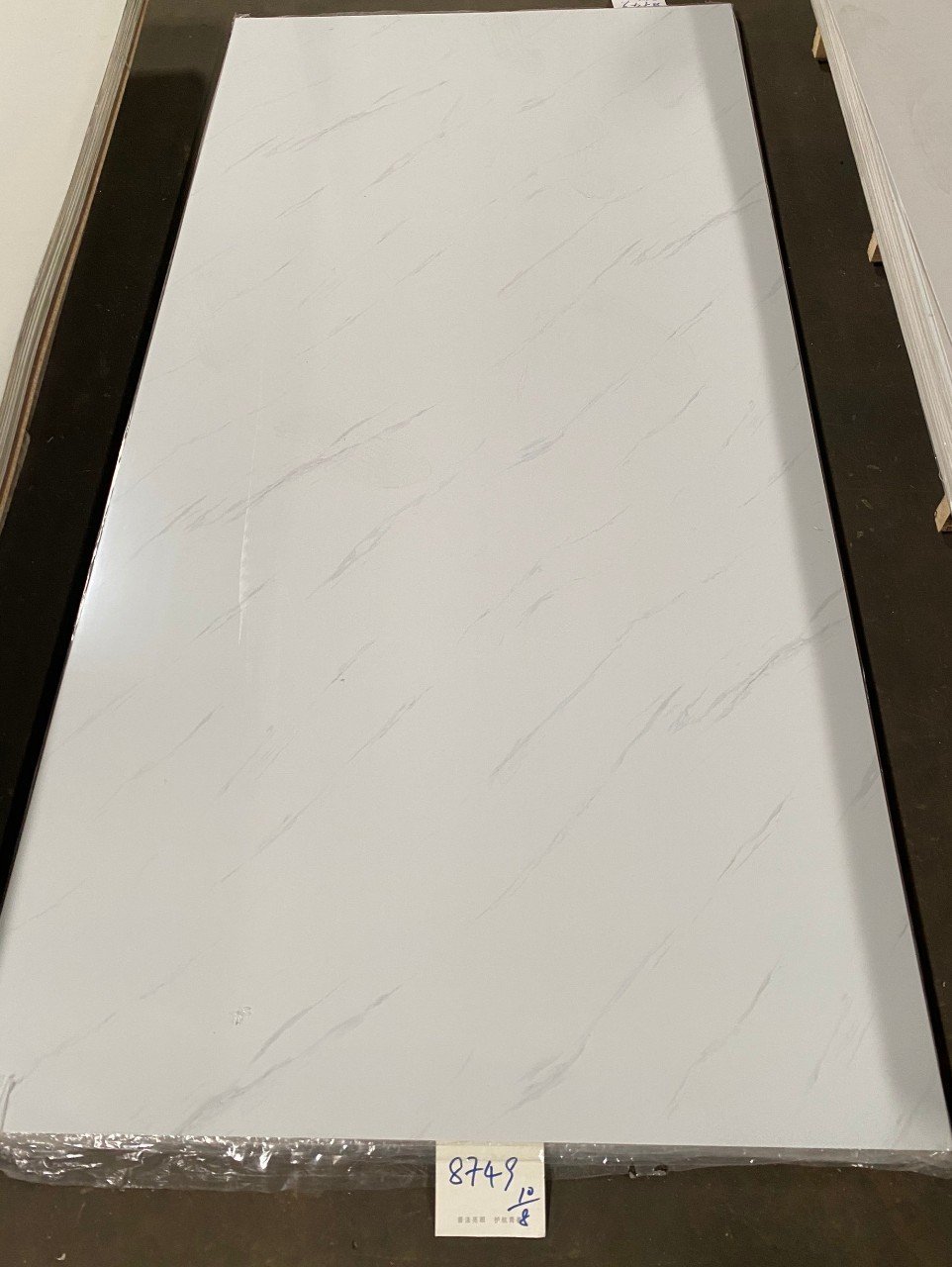 Tấm ốp tường PVC vân mây