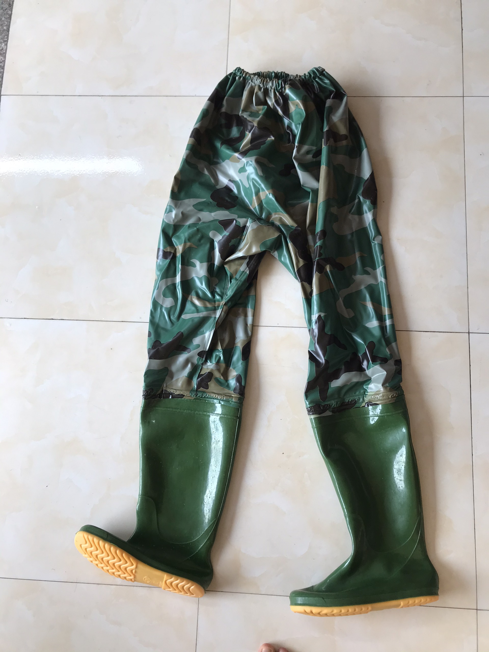 Ủng quần lội nước đế cứng QM size 35-43, ủng đi mưa, quần ủng cao su lội nước, ủng bảo hộ lao động