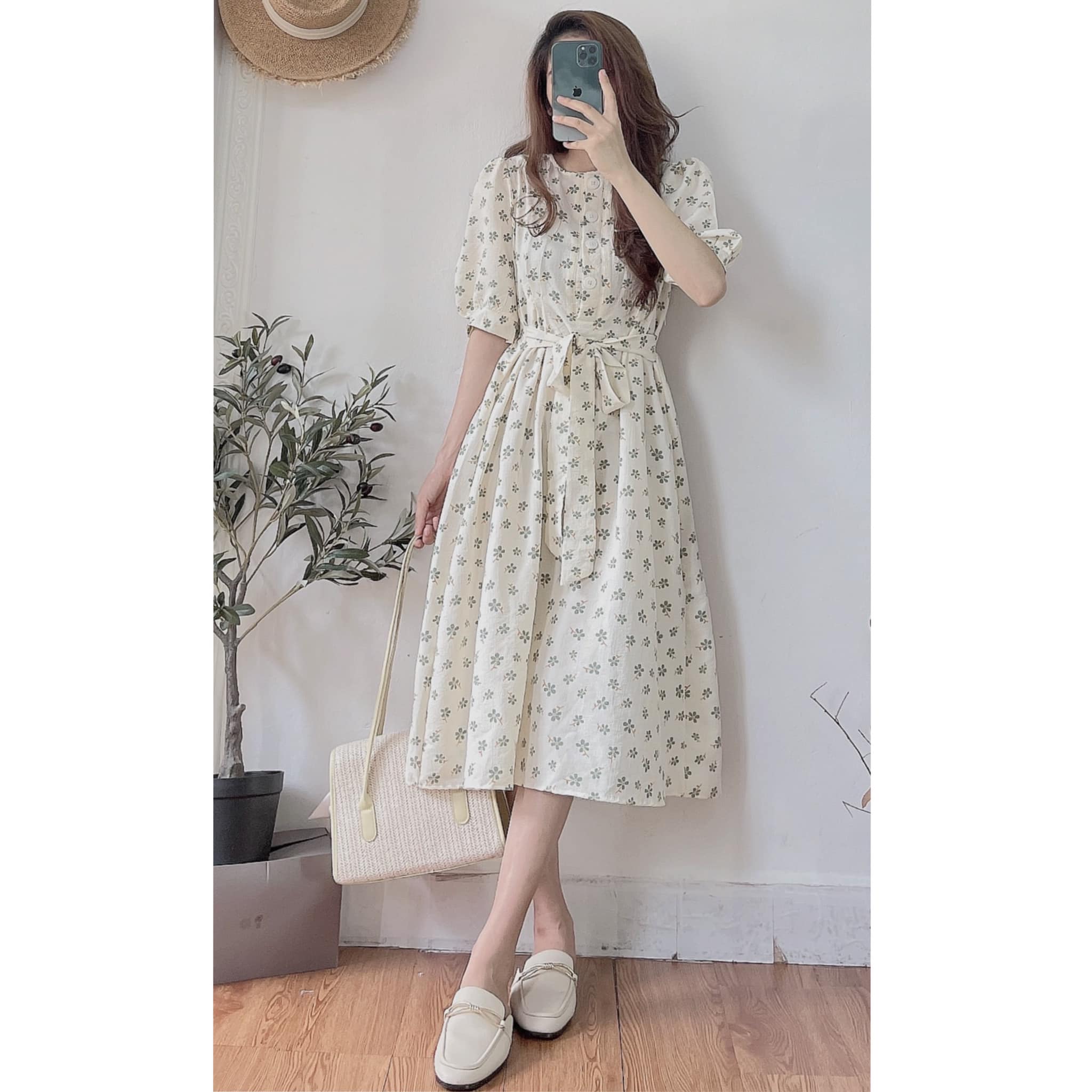 Váy hoa tay lỡ chất xốp 2 lớp