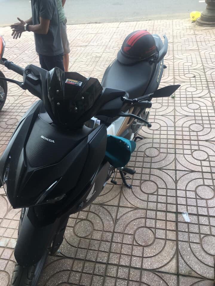Mão sừng xe Winner X