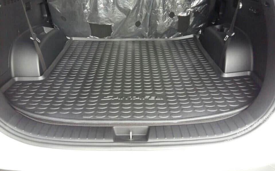 Hyundai SantaFe 2019 plastic trunk liner