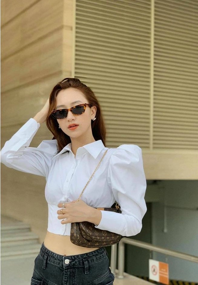 [HCM]Áo Sơ Mi Croptop Vai Phồng tay Dài CLASSIC (TRẮNG)