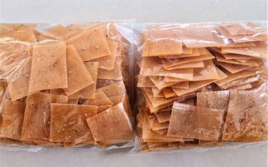 Bánh phồng tôm đặc sản Cà Mau thơm giòn hộp 500g | Lazada.vn