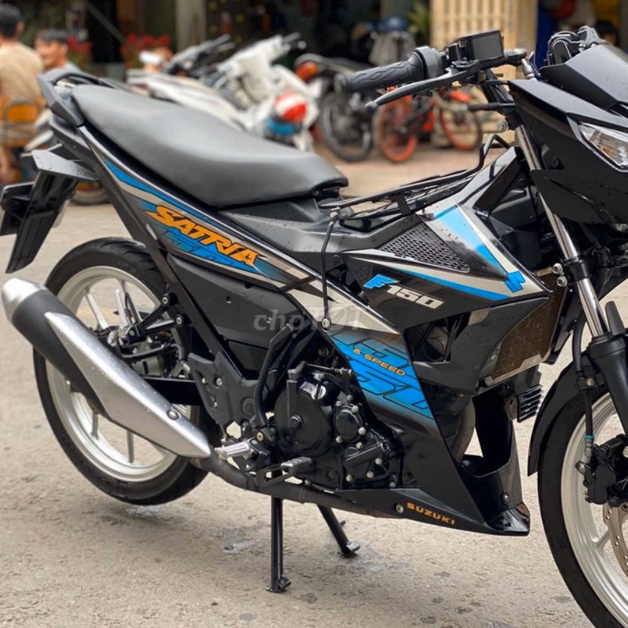 Tem rời Satria Fi150 150 xanh Crom