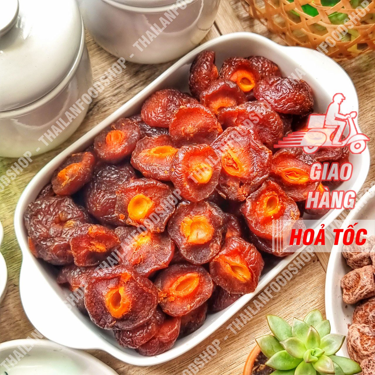 Ô mai đào chẻ lon 200gr