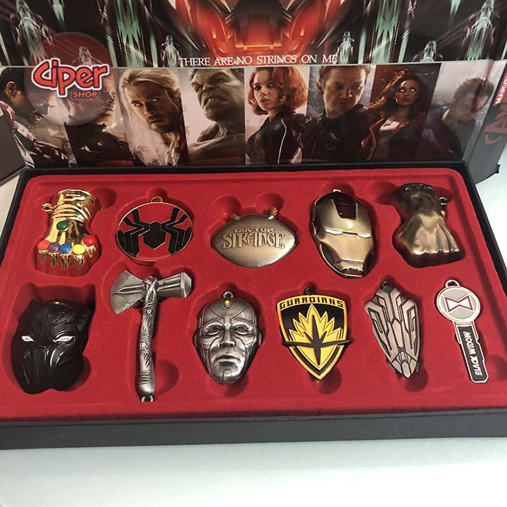 Bộ 11 móc khóa Avengers