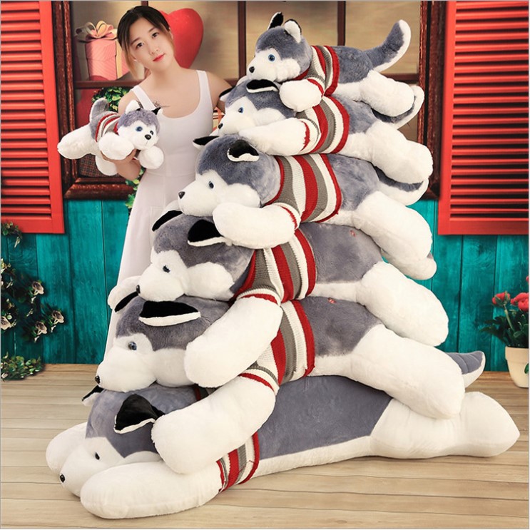 Thú Bông Chó Con Husky Màu Xám Mặc Áo Len (4 Size)