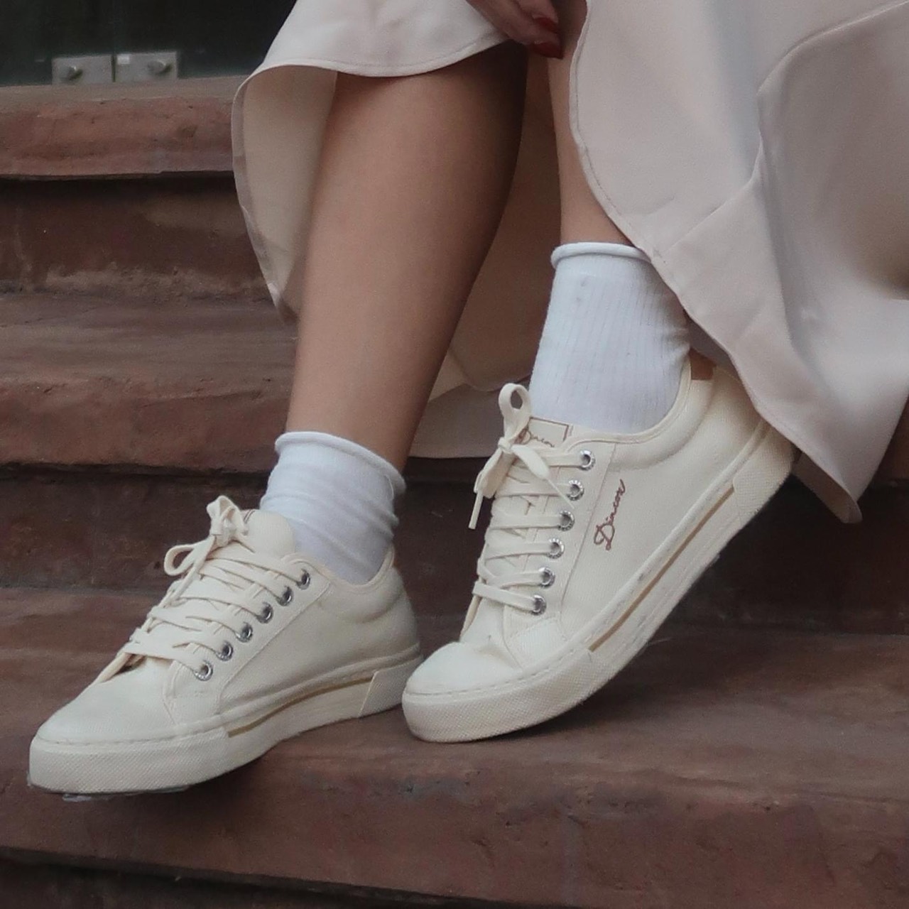 Giày Sneaker Vải Canvas Nam Nữ E12 Cream Thời Trang Dincox