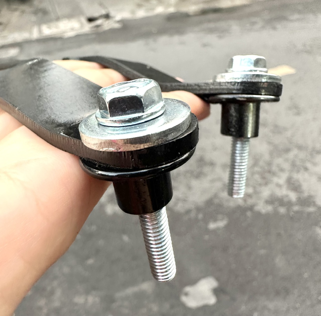 CẶP PÁT BẮT BỬNG LUÔN ỐC XE CHALY
