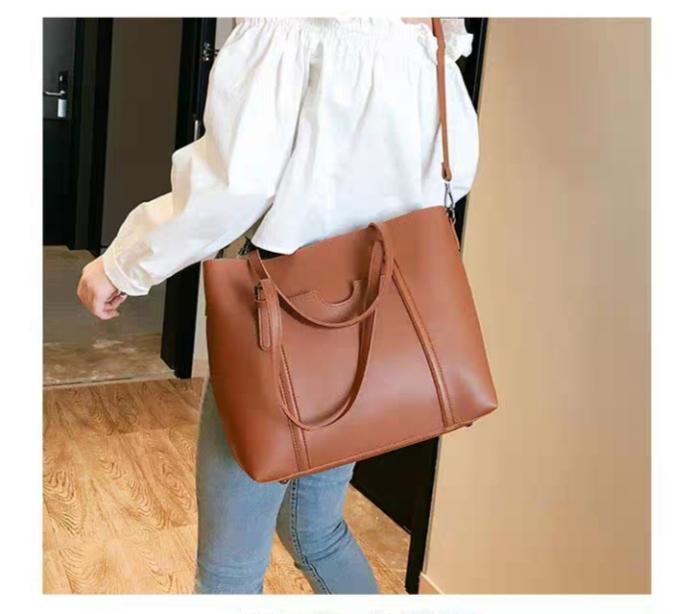 Túi đeo chéo nữ công sở size to