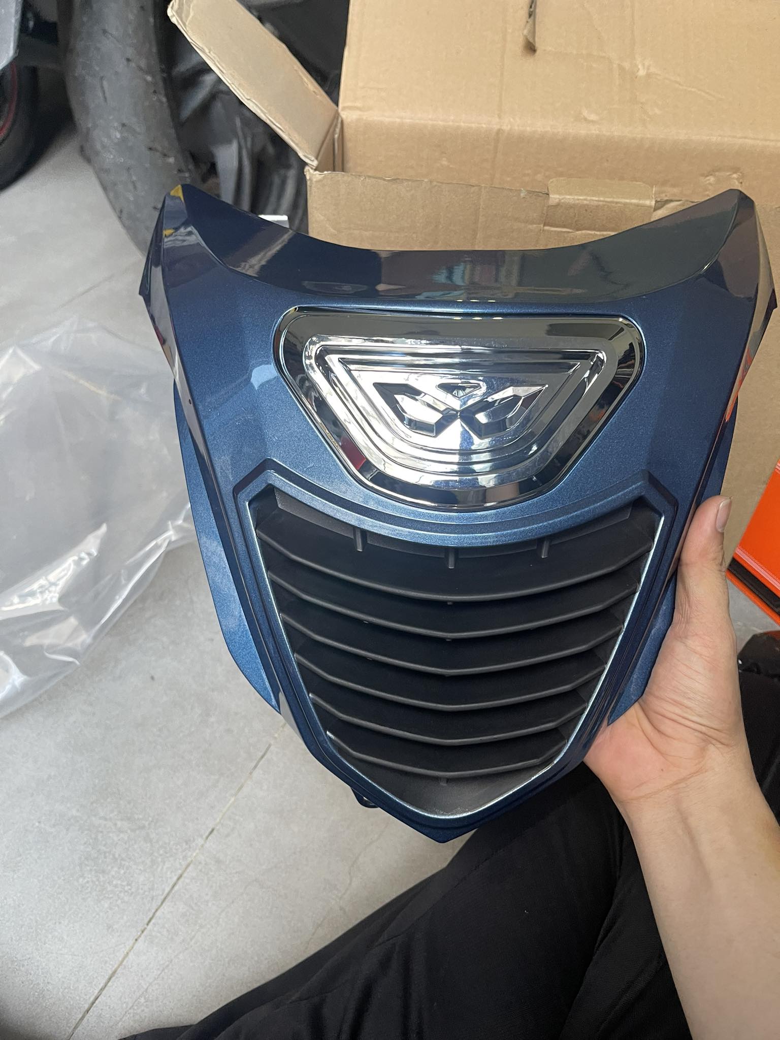 Mặt nạ Future led từ 2018 đến 2024 ( đủ màu )