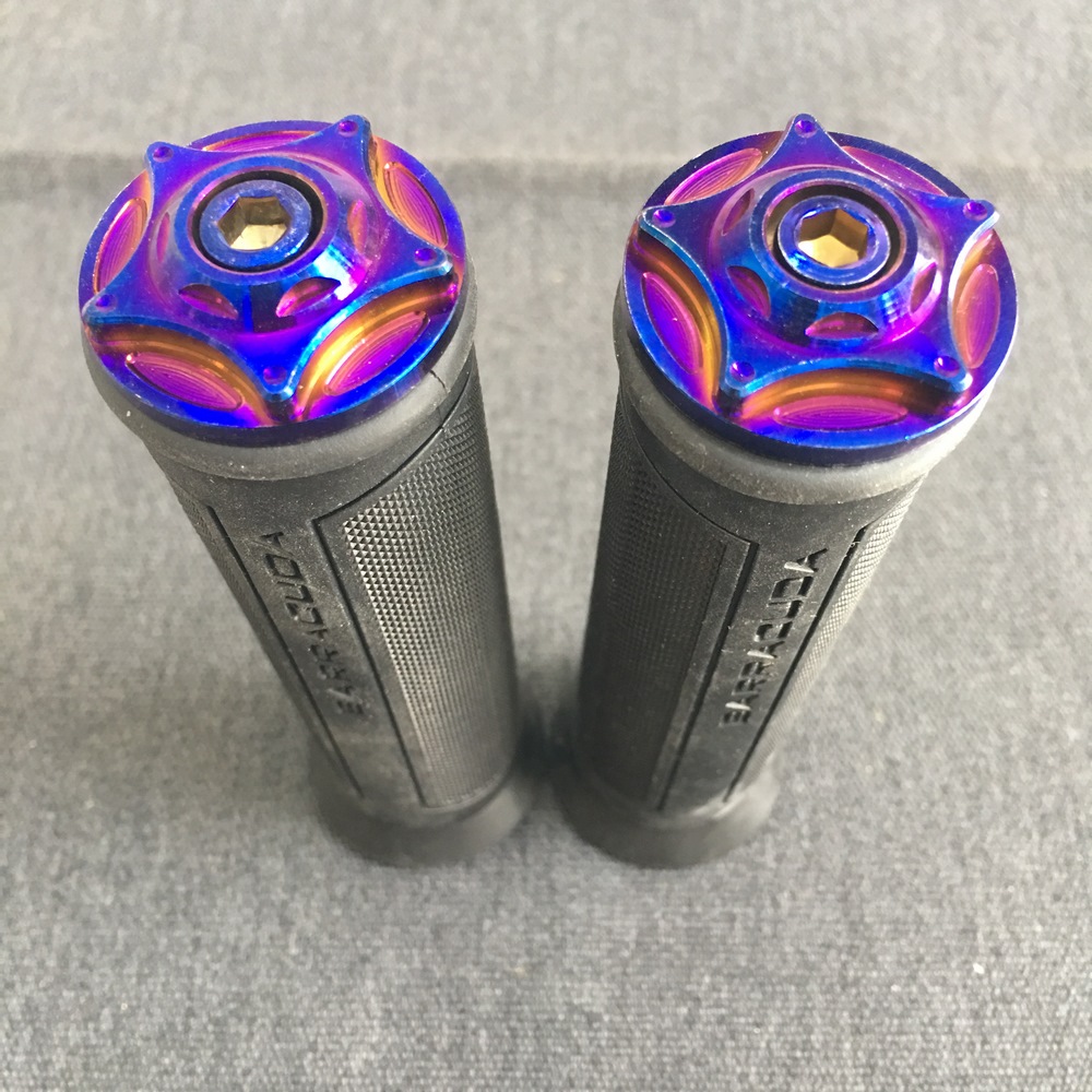 Trọn bộ bao tay lái xe máy BARACUDA và gù INOX kiểu ngôi sao xi titan thể hiện đẳng cấp gắn các loại xe máy (gù inox xi titan)