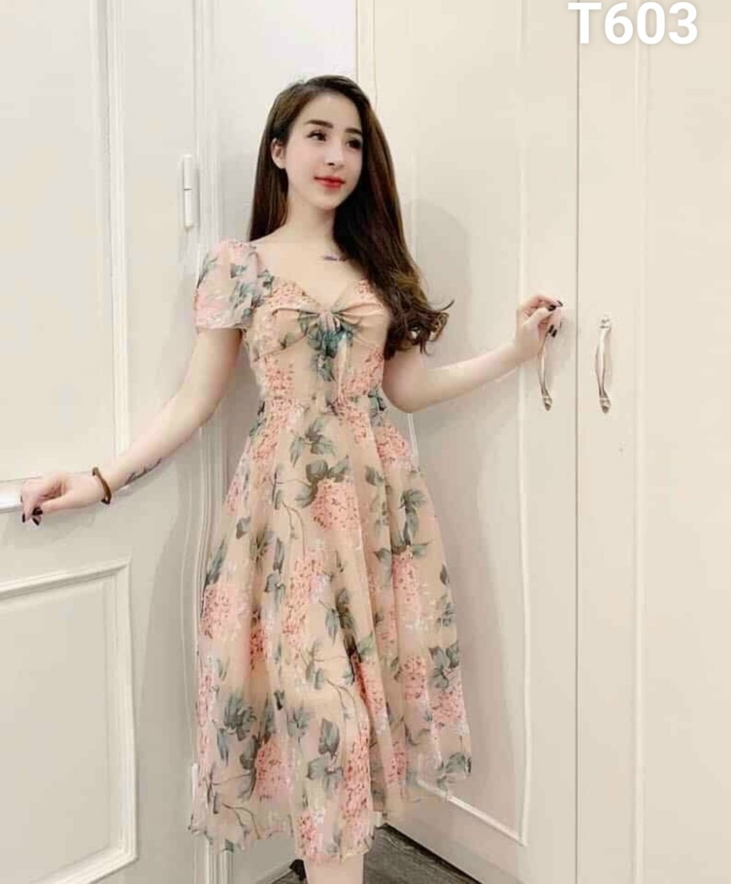 Đầm lụa hoa dáng xoè tay ngắn quá đẹp T603