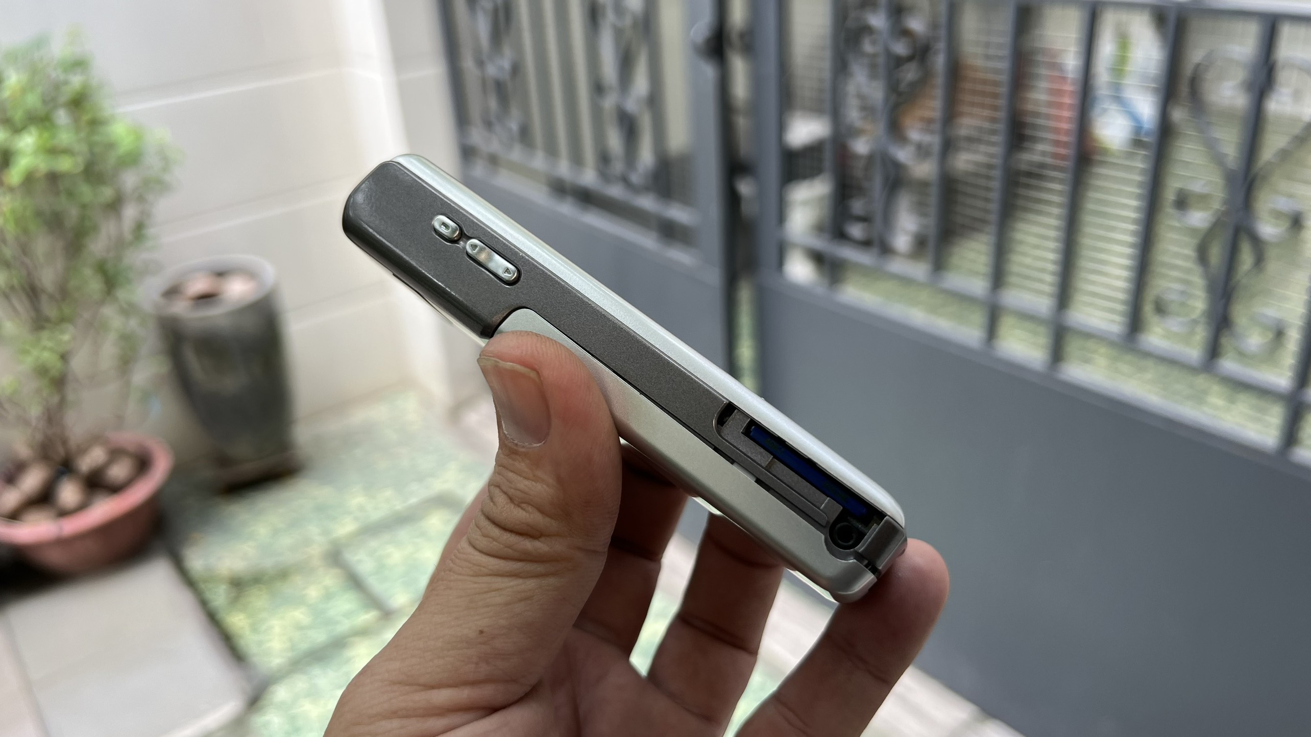Lk Điện thoại nokia 6708 chính hãng